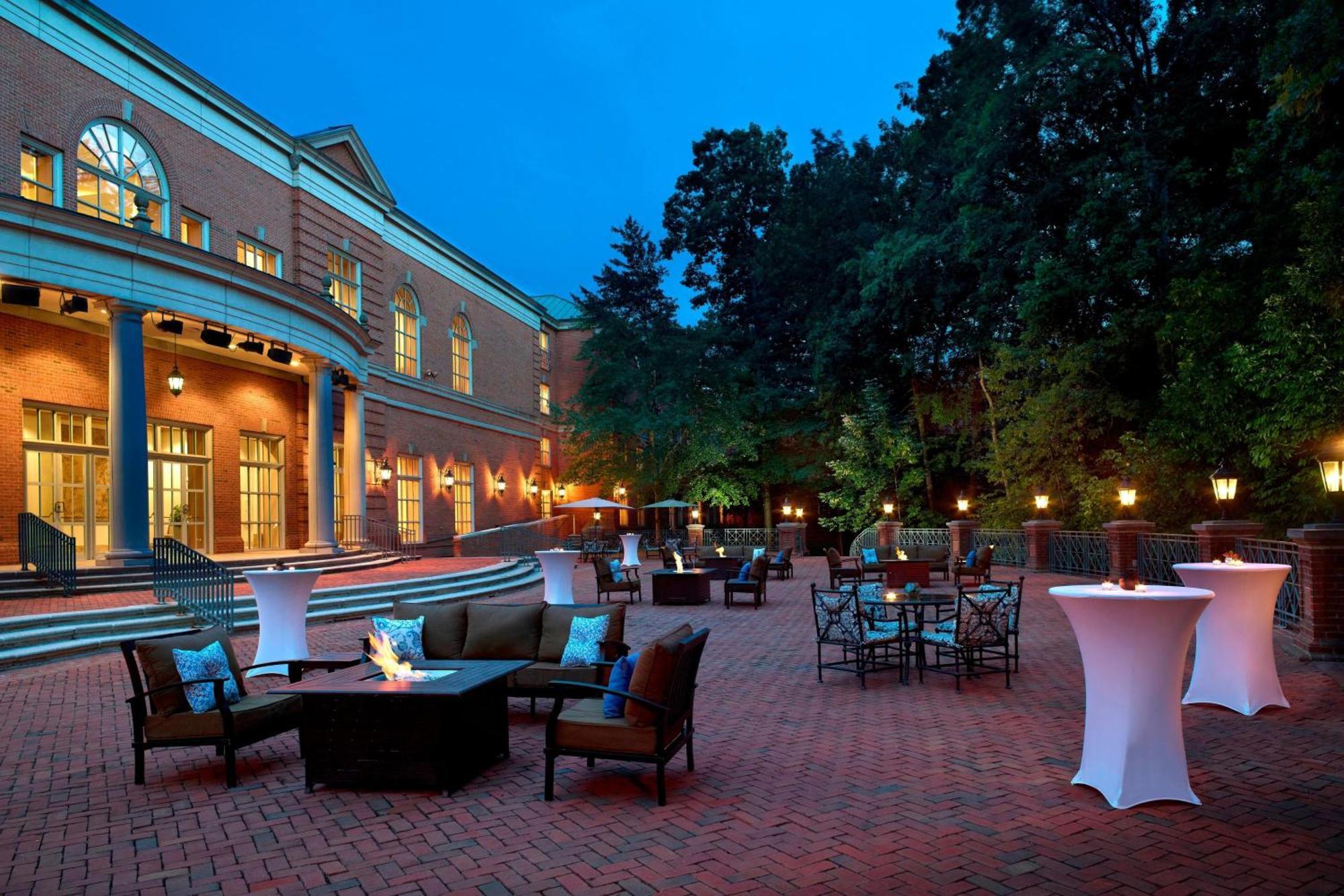 Hotel Westfields Marriott Washington Dulles 4*